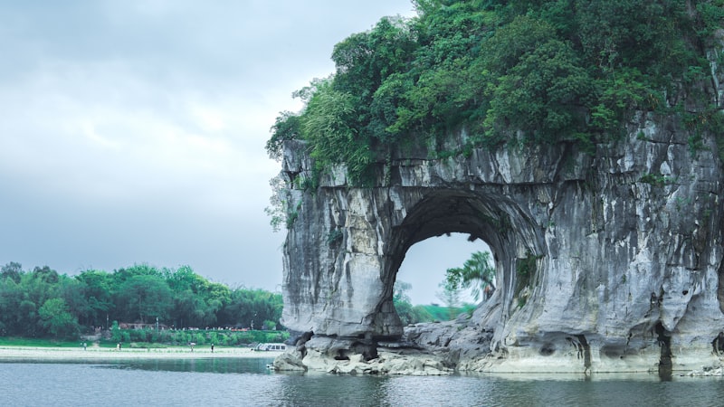 象鼻山
